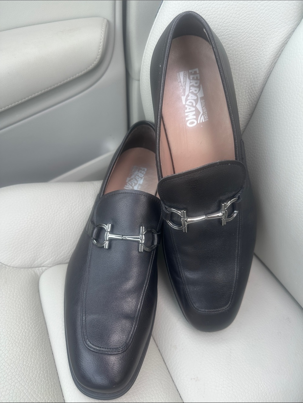 FERRAGAMO GANCINI LOAFERS